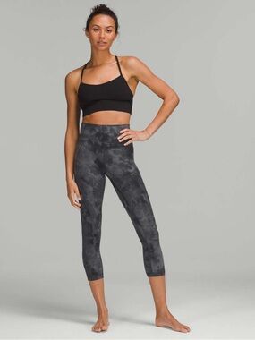 Lululemon Align High-Rise Crop 21"
Diamond Dye Pitch Grey Graphite Grey size 18
